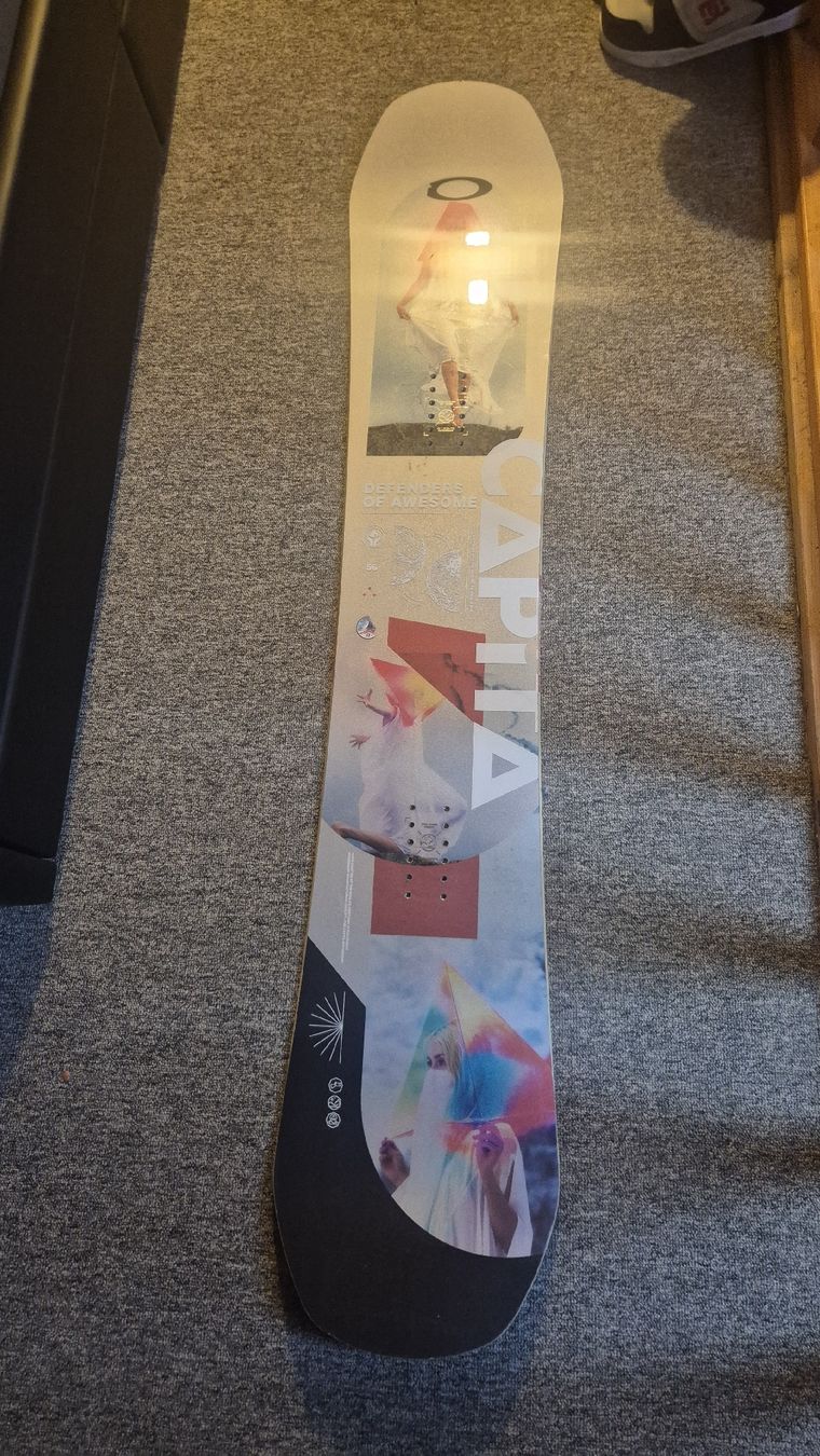 Capita Boards: Capita DOA 2023 Snowboard 156 cm – Gebraucht aus Bettmeralp von m3f_7zkh