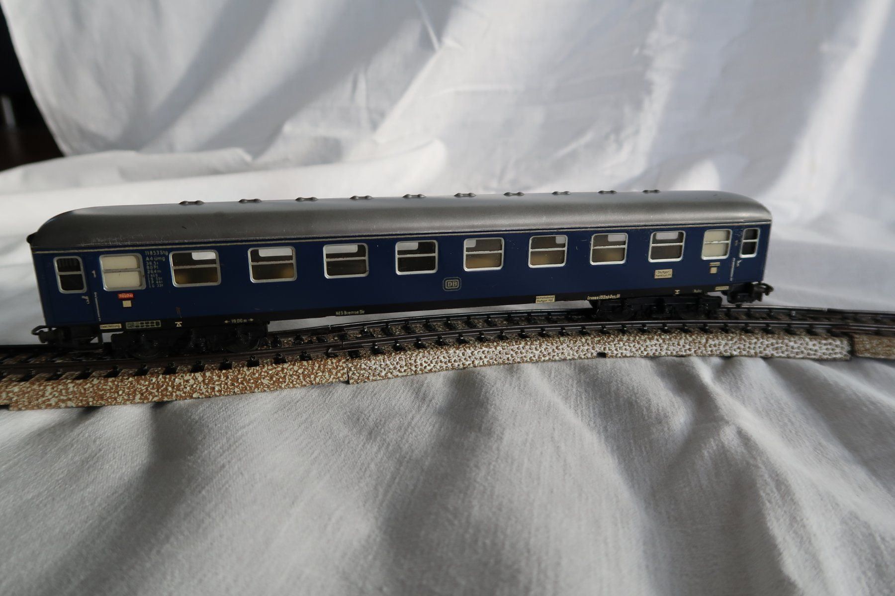 Märklin Modelleisenbahnen: Märklin 4053 Personenwagen – Gebraucht aus Hurden von Barth23 2