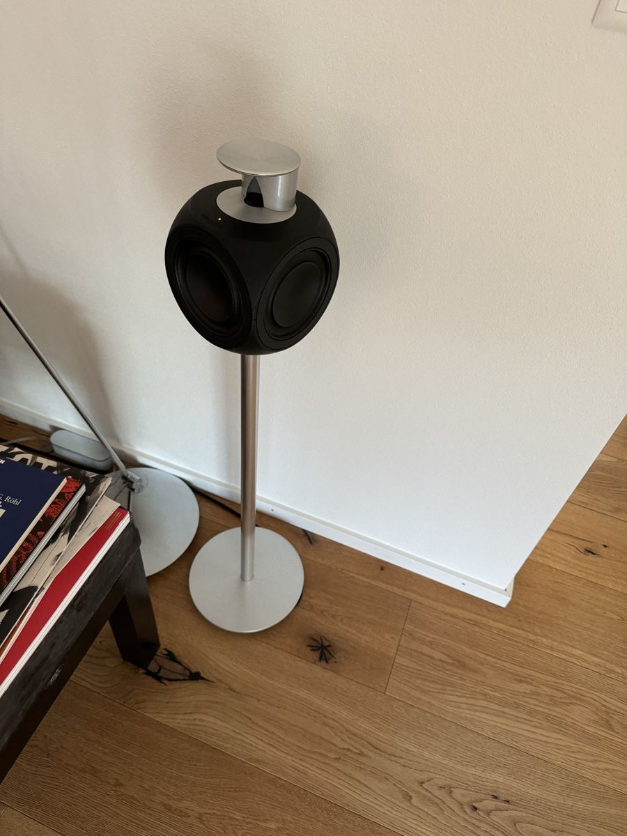 Bang & Olufsen Lautsprecher: 4 Beolab 3 und Beolab 2 Bass – Gebraucht aus Wollerau von