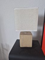 Tischlampe in Holz - und Leinenoptik