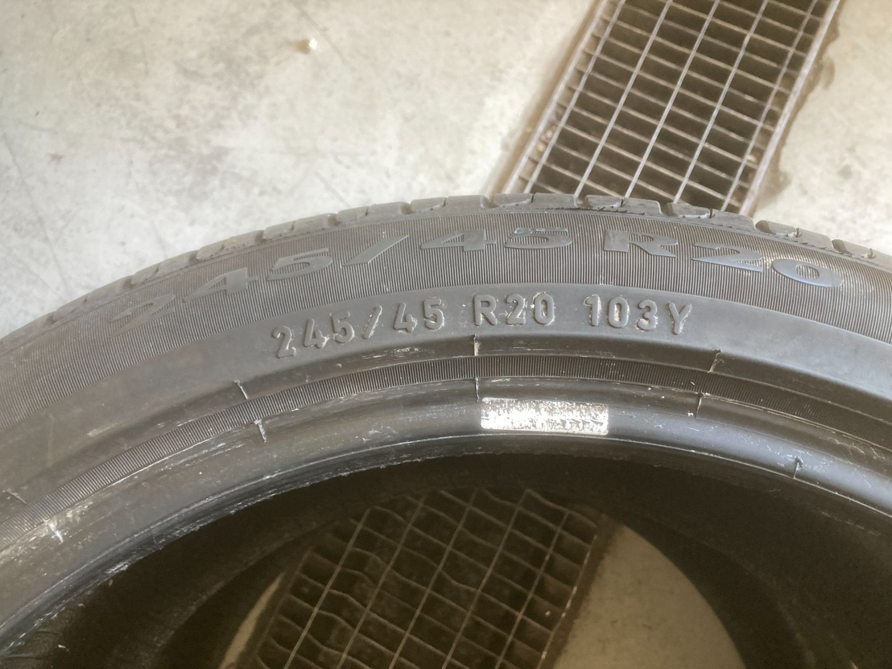 Pirelli Pneumatici & Ruote complete: 245/45R20 Pirelli – Usato da Cham venduto da WB2223 3