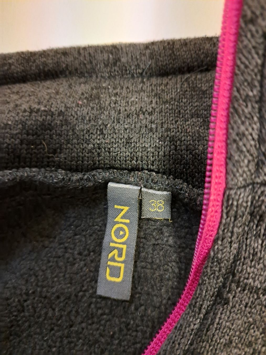 Vestes: Jacke – D'occasion à magden par cam_w2ff 1