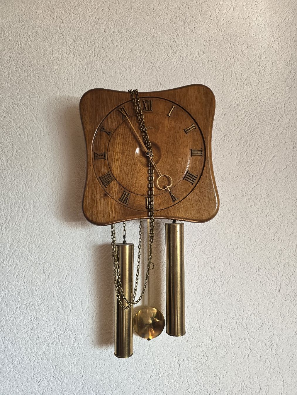 Orologi: Schöne Wanduhr, defekt – Usato da Guschelmuth venduto da lperler