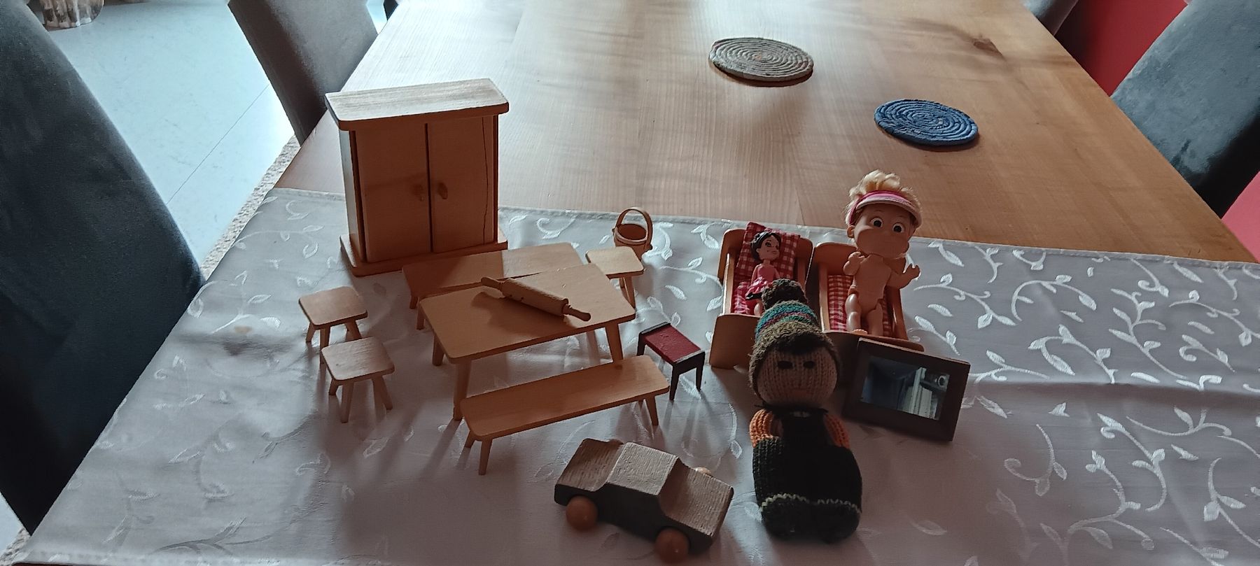Figuren: Puppenmöbeli – Gebraucht aus Seuzach von jennifer05 1