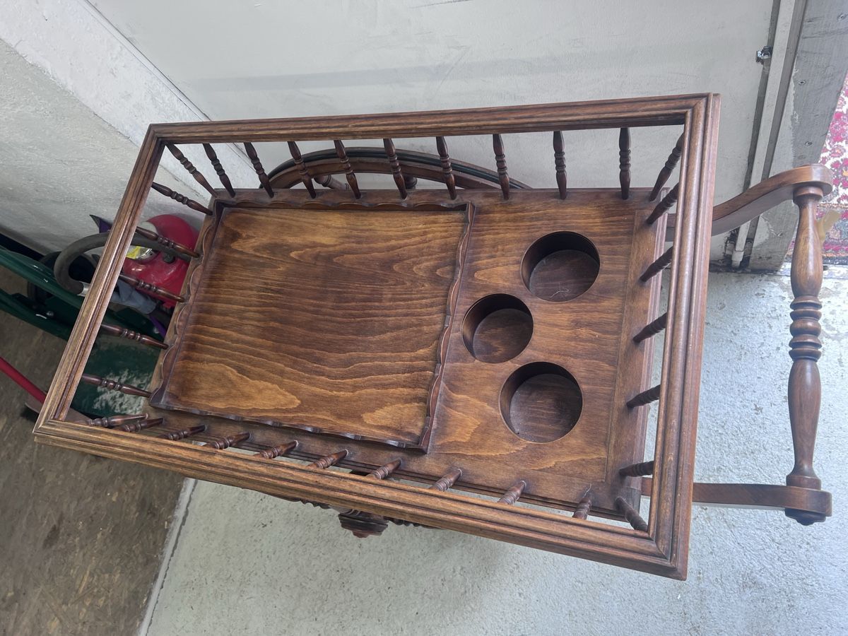 Carrelli di servizio: Servierwagen Holz (8/2) – Usato da Glattfelden venduto da brockischweiz 1