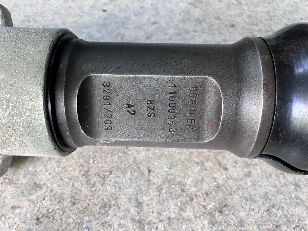 Armée suisse Tous les outils: 2 Stk. Abbauhammer / Spitzhammer A7 Presslufthammer Armee – D'occasion à Fislisbach par Promo 3