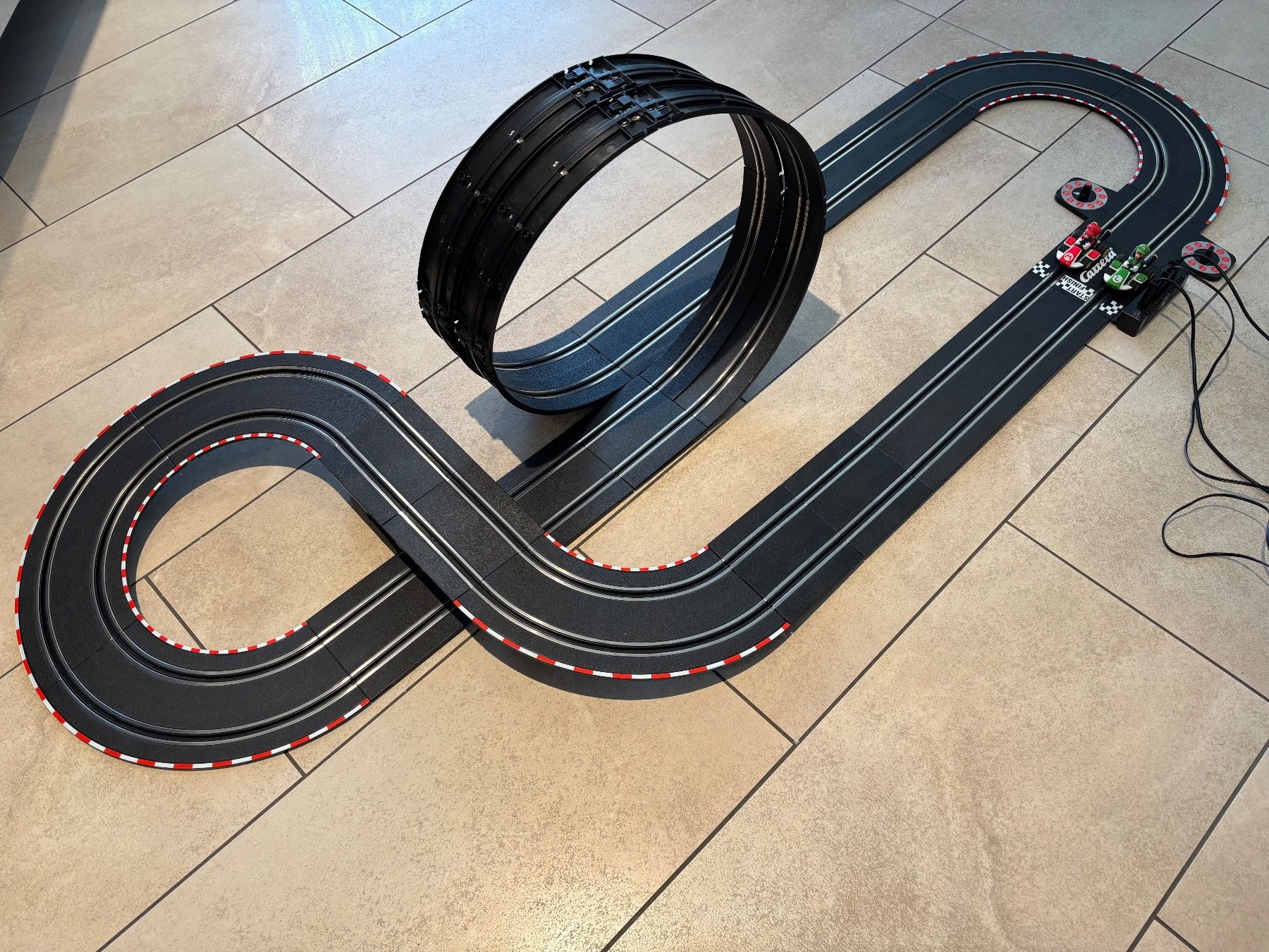 Carrera Piste: Carrera GO Mario Kart Autorennbahn – Usato da Sulz AG venduto da FantasyHouse 1