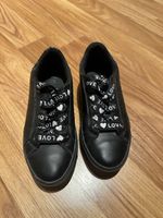 Schwarze Sneaker Gr.36