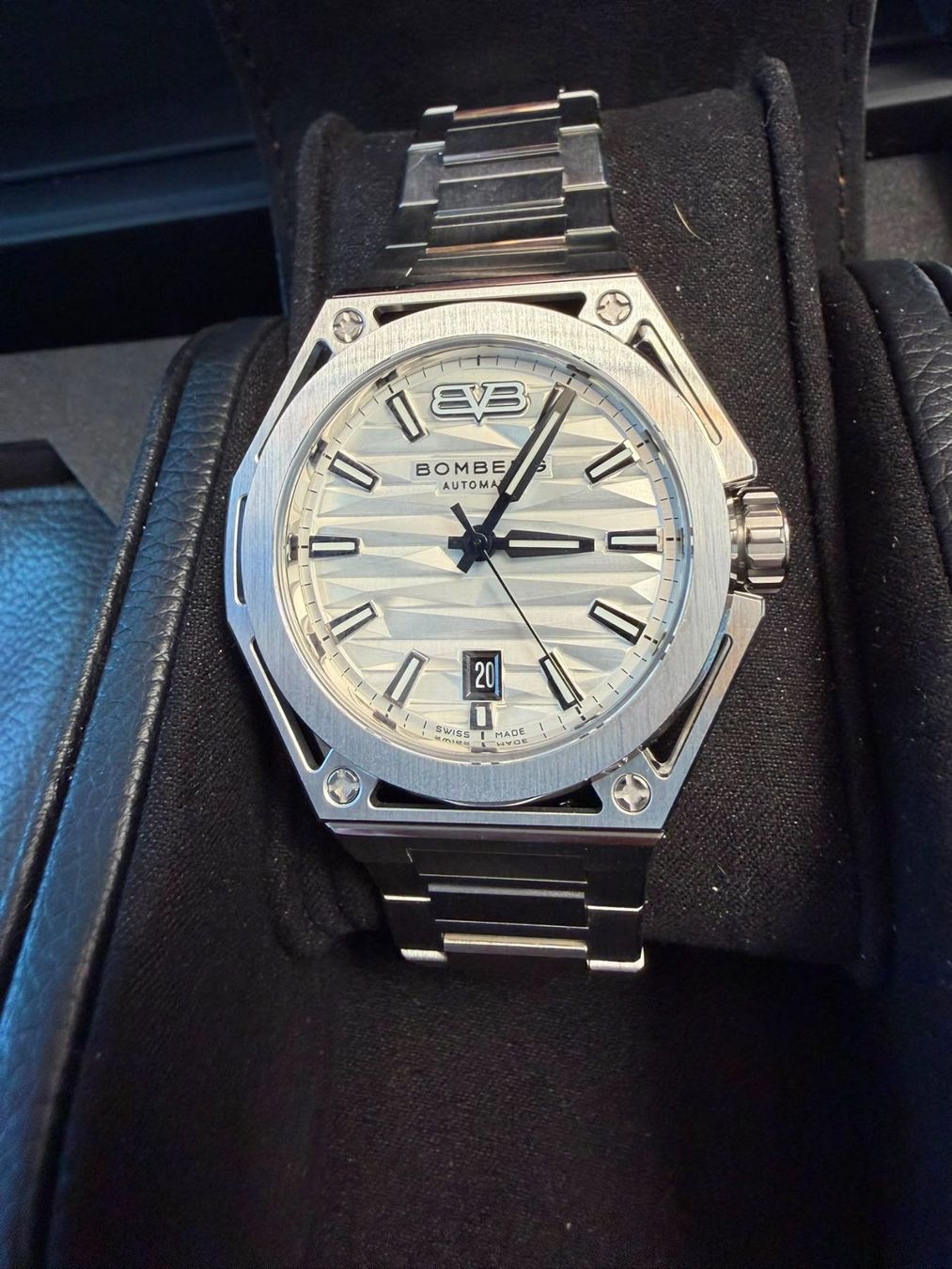 Bomberg Orologi: Bomberg Edge Core – Nuovo e nell'imballaggio originale da La Chaux-de-Fonds venduto da bak_c7mx 3