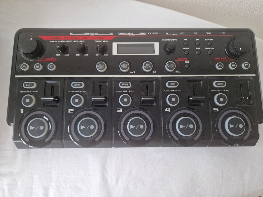 Boss RC Loop Station Zoom R8 Multitrack Recorder (Gebraucht) in Zug für ...