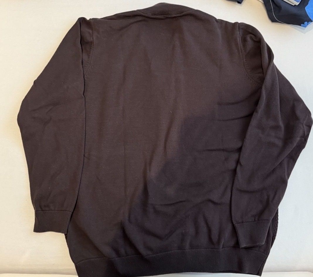Lotti di vestiti: 3x Herren Pullover-/Jacke gebraucht – Usato da Bottmingen venduto da mat_77yv 1