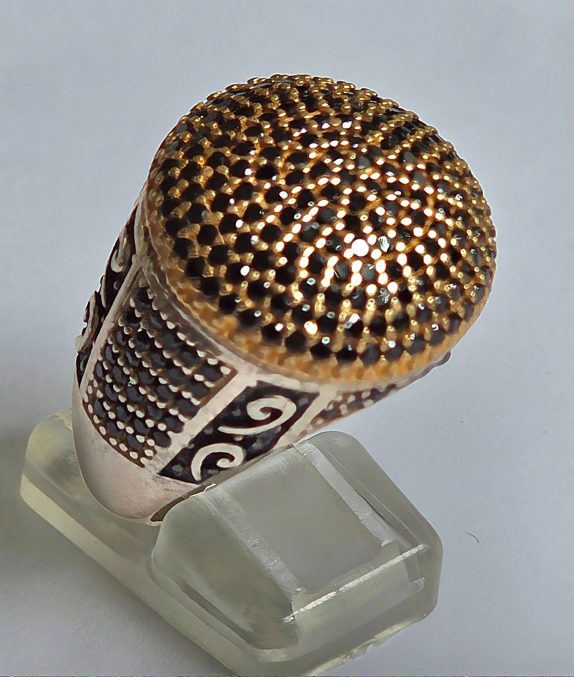 Anelli: Ring mit schwarzen Diamanten Grösse 65 – Nuovo (secondo la descrizione) da Zürich venduto da benedikt12 8