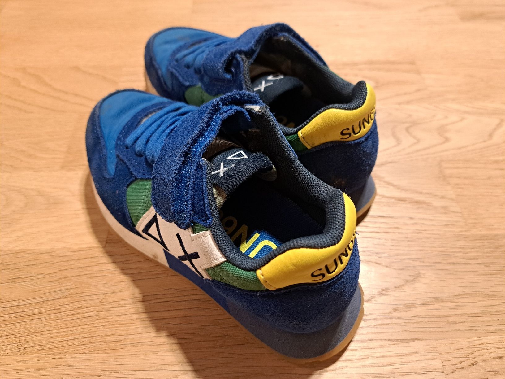 Scarpe per ragazzi: Sneaker Schuhe Gr. 30 Sun68 – Usato da Bergdietikon venduto da Staphylococcus 1