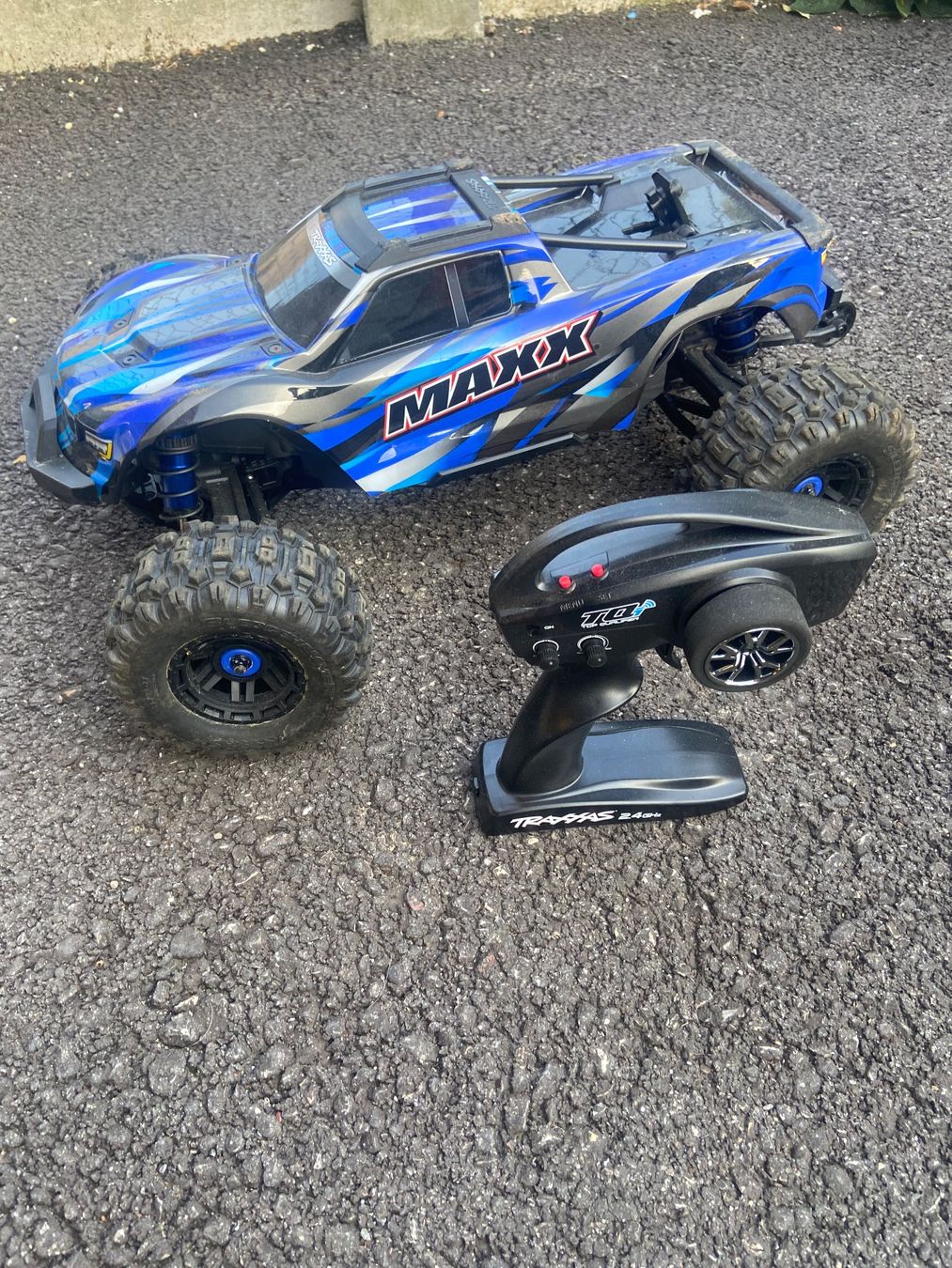 Traxxas RC Modellbau: Rc Auto Traxxss – Gebraucht aus Embrach von Toeffan