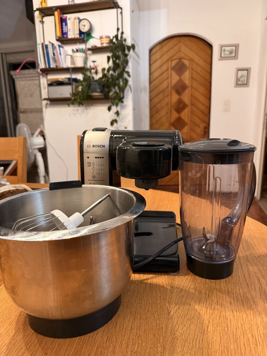 Bosch Appareils de cuisine: Robot multifonction BOSCH Mum4, microtronic, avec bol, bon é – D'occasion à Granges VS par Anila.r 6