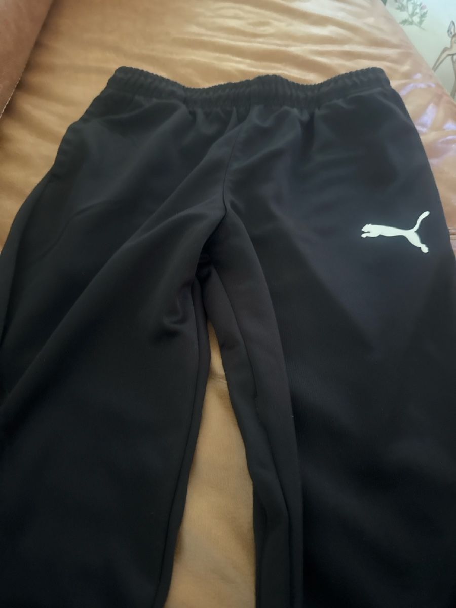 Pantaloni: Schwarze Puma Trainingshose-neuwertig – Usato da Spreitenbach venduto da BIH2005 3
