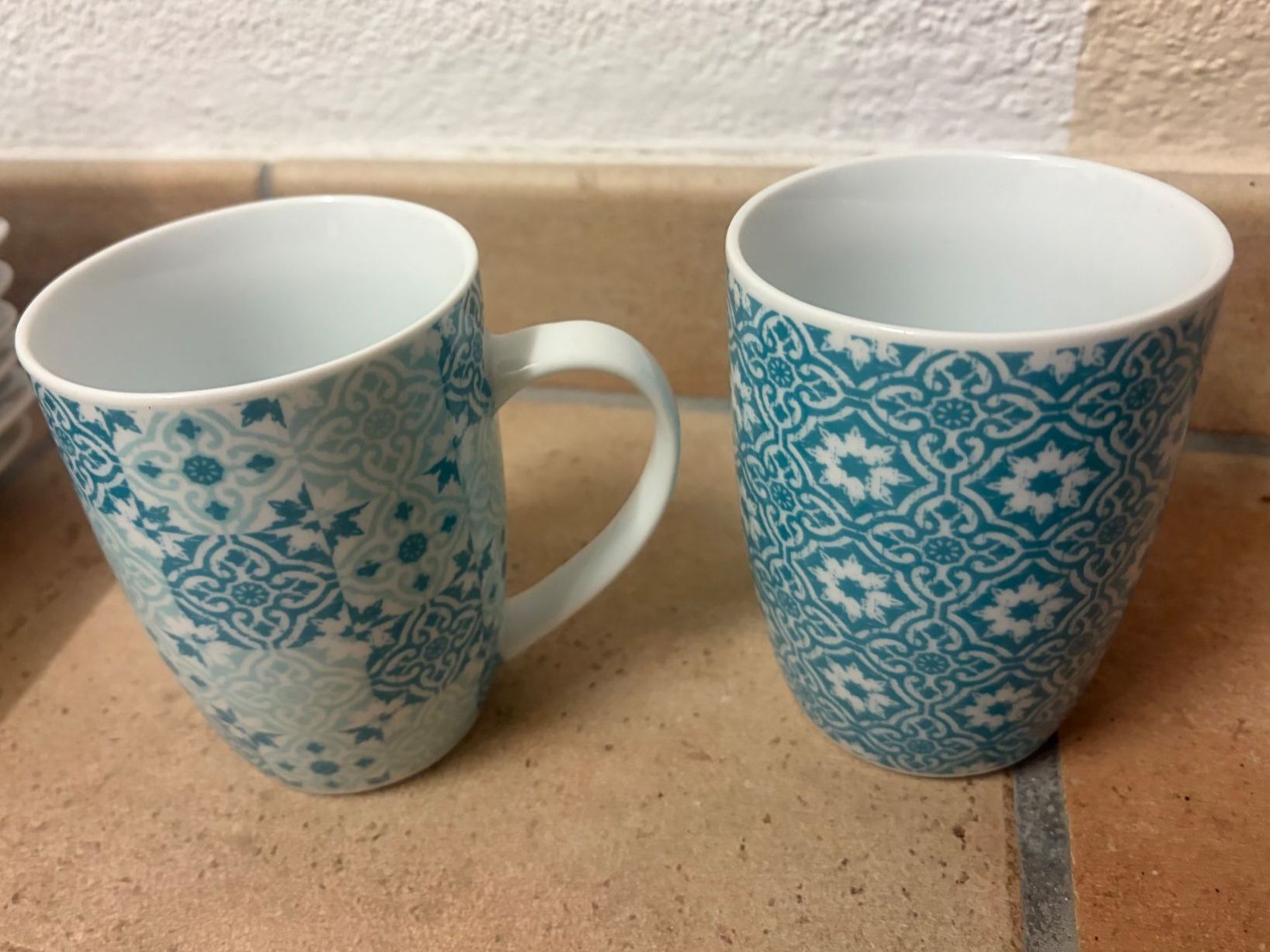 Tazze: Zwei schöne Kaffeetassen - Mugs - gebraucht – Usato da Innerthal venduto da LadySwiss 1