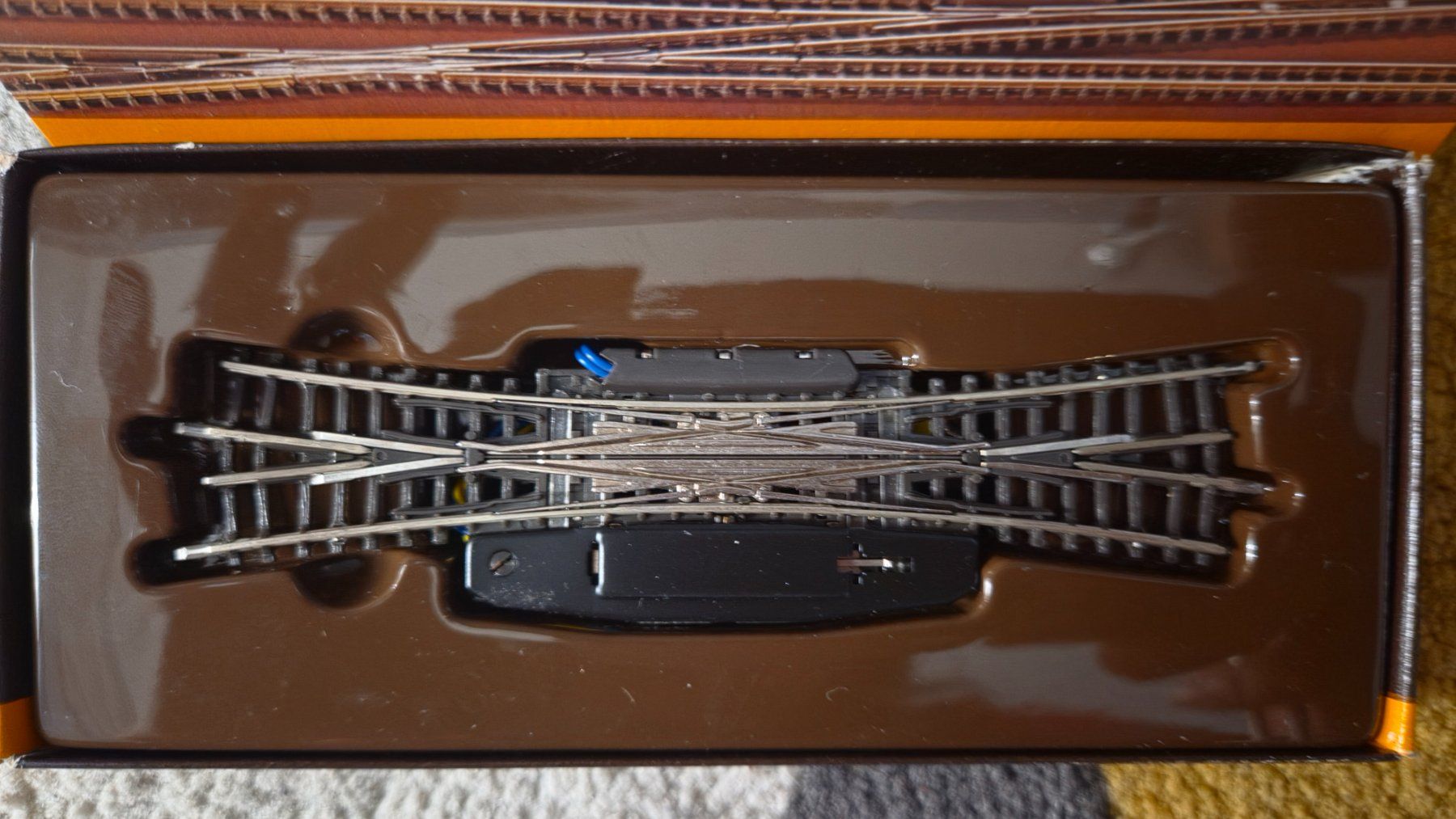 Märklin Modellini di ferrovie: Modellbahn Gleis Marklin 8560 Spur Z – Usato da Rüti ZH venduto da Supy 1