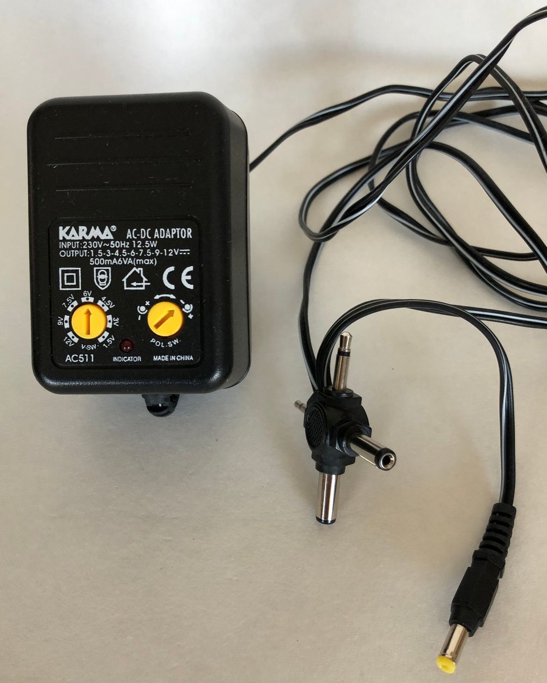 Laufwerke & Adapter: KARMA Universal Adapter AC 511 - 500 mA – Neu (gemäss Beschreibung) aus Appenzell von Zimiuno 1