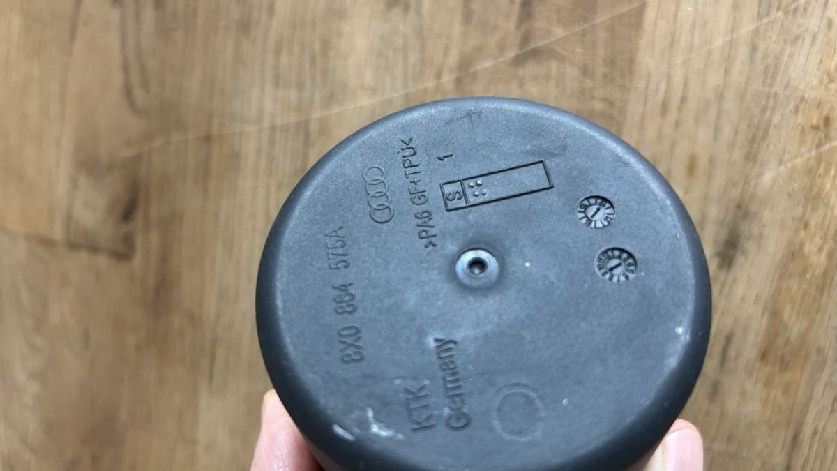VW Tutti pezzi di ricambio auto: VW cockpit Ashtray  – Usato da Lugano venduto da bad_2t9b 2