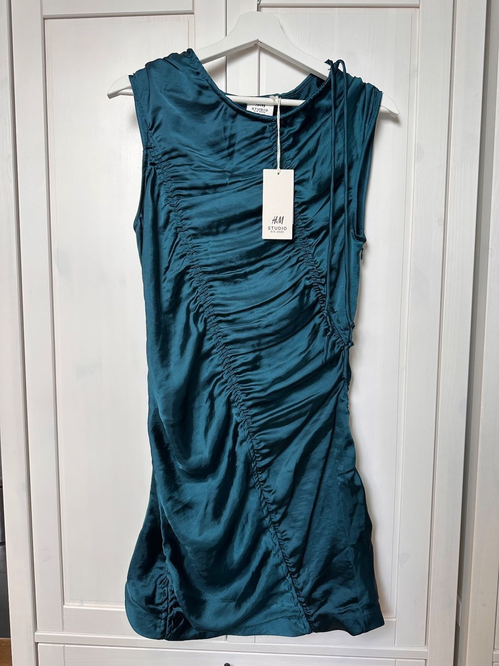 H&M Vestiti: NEW H&M Studio Collection Emerald Dress Size S – Nuovo e nell'imballaggio originale da Oberägeri venduto da abo_27mv 1