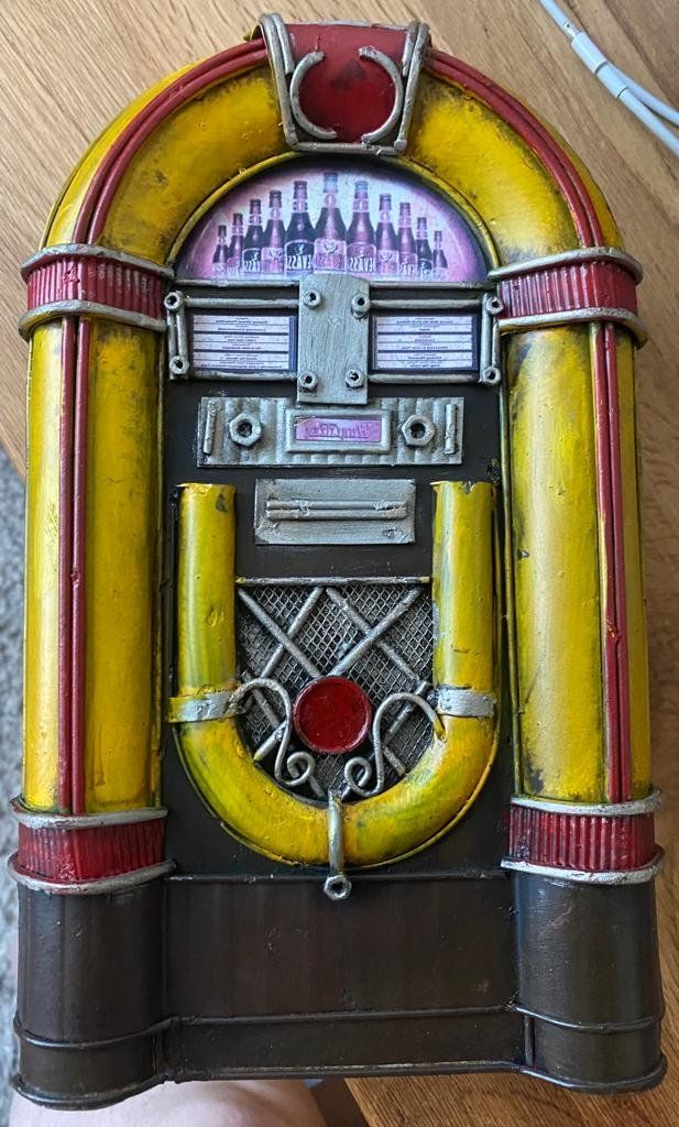 Salvadanai: Juke Box Kasseli – Usato da Menznau venduto da jrba 1