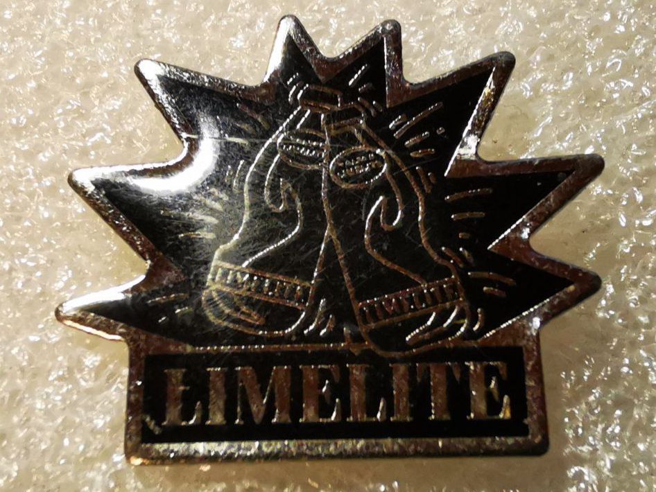 Placchette & Badge: Ansteckpin 5: Valser Limelite – Usato da Oppligen venduto da Pin-Fall-Shop