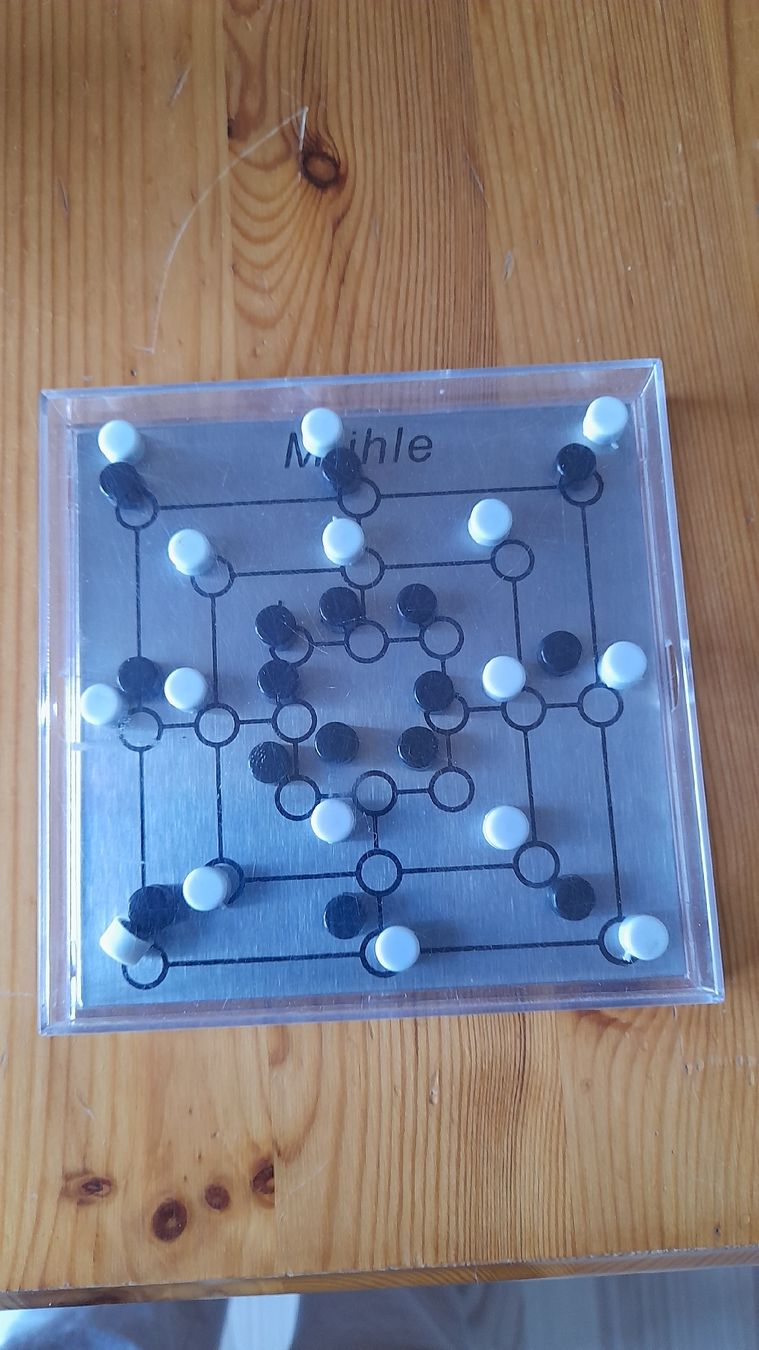 Giochi: Mühlespiel magnetisch – Usato da Nesslau venduto da Churfirsten08