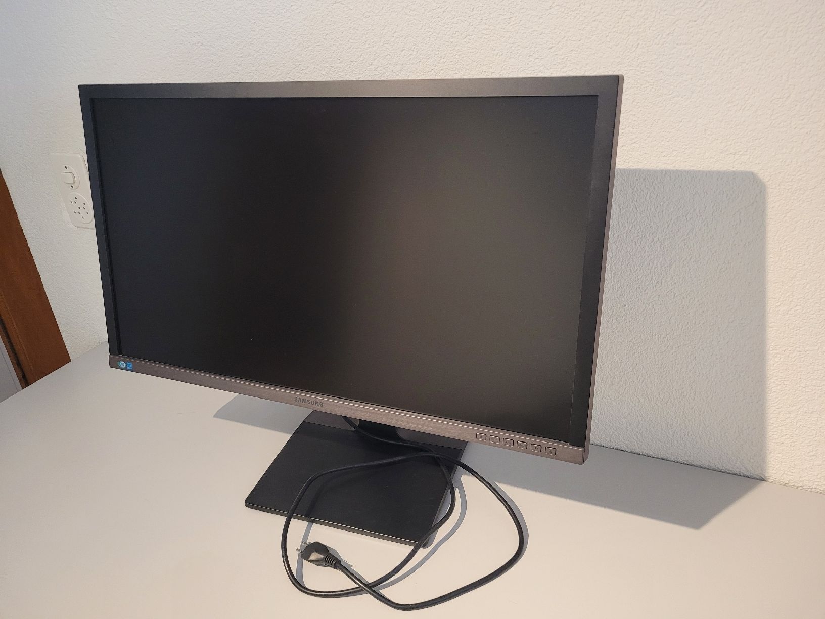 Samsung Monitore: Samsung Monitor – Gebraucht aus Kallnach von _blub_