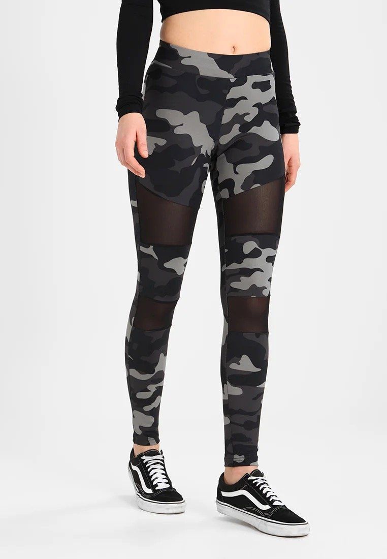 Leggings: Camouflage Leggings, Urban Classics, grey – Gebraucht aus Zürich von Caro55