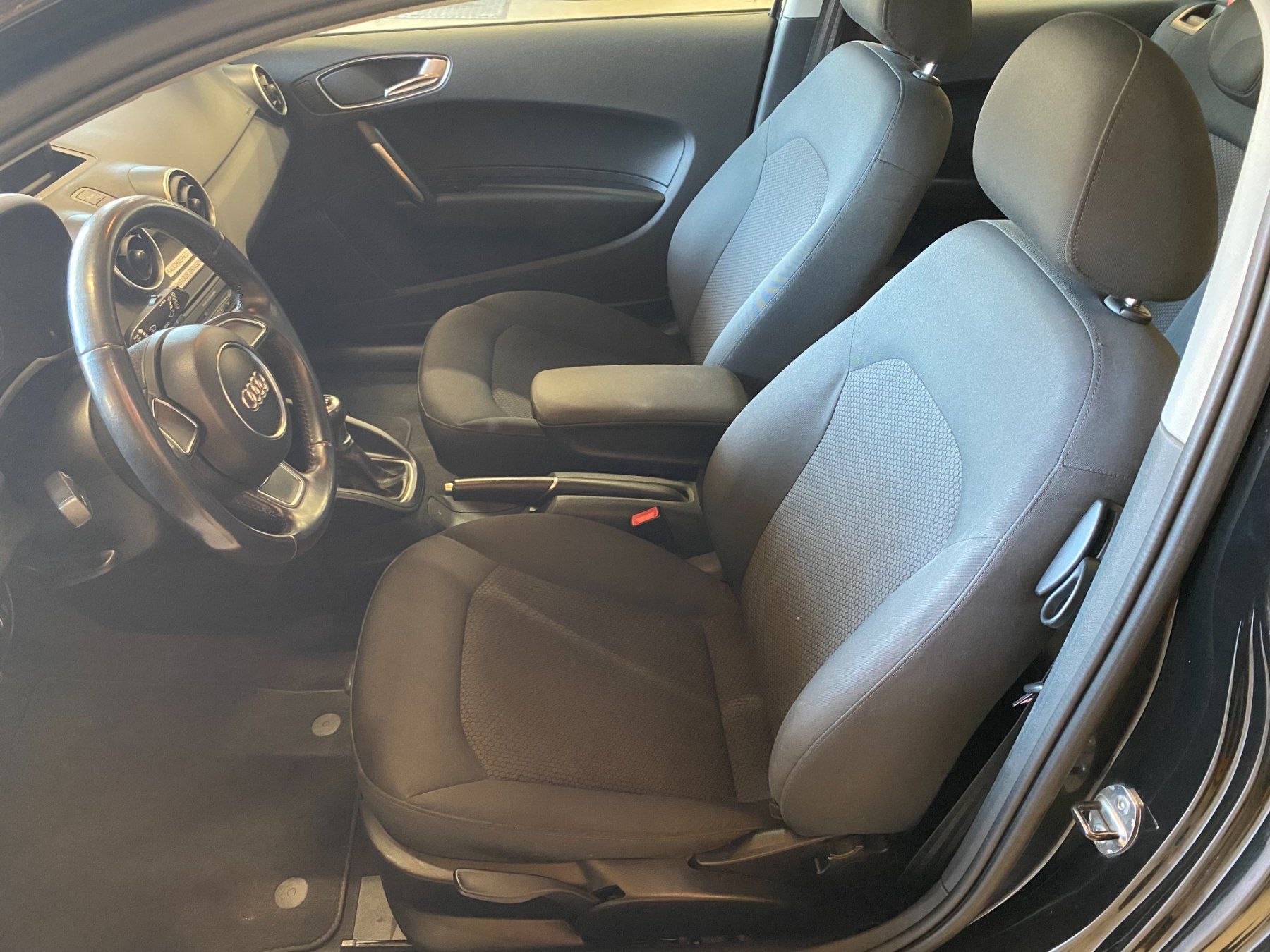 Audi Automobili: Audi A1 Ambition frisch ab MFK – Usato da Rafz venduto da CuCaRafz 7