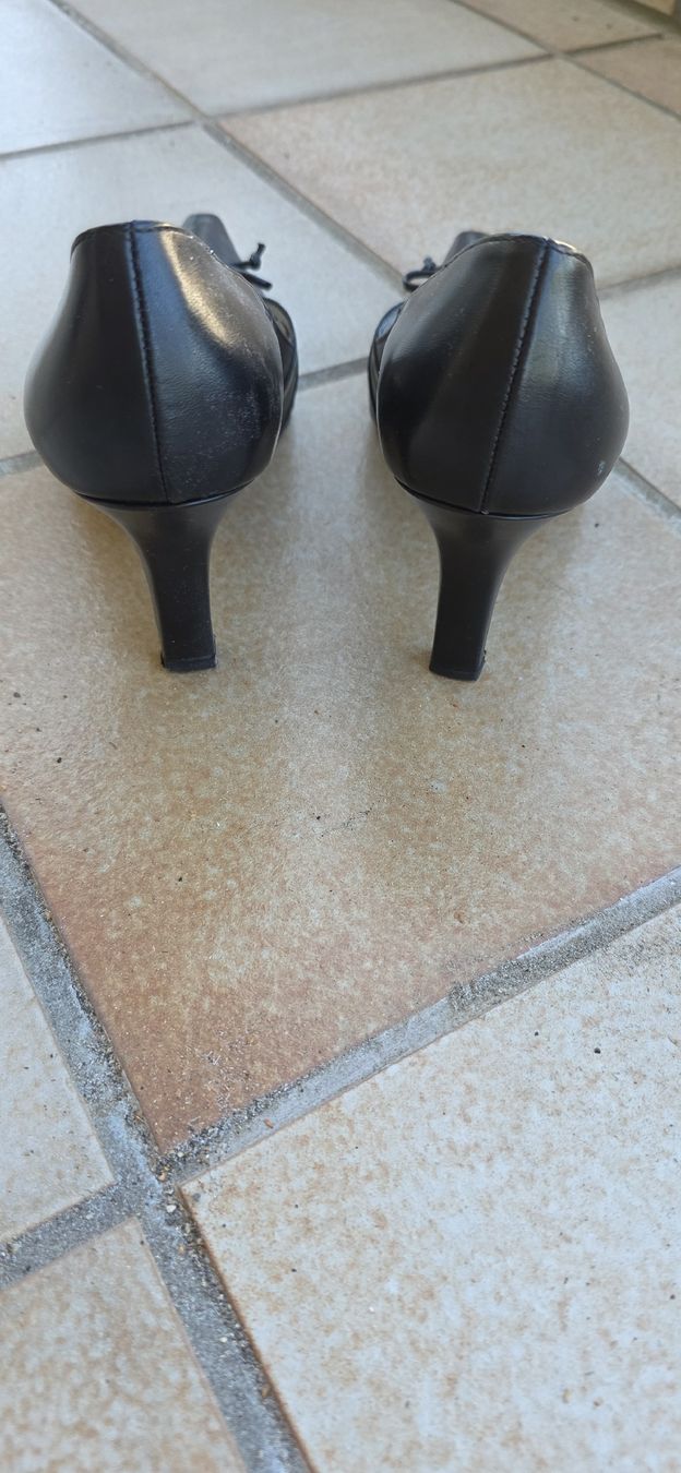 Kaiser Chaussures femmes: Peter Kaiser Pumps Gr. 5 schwarz – D'occasion à Ehrendingen par kikiflo 2