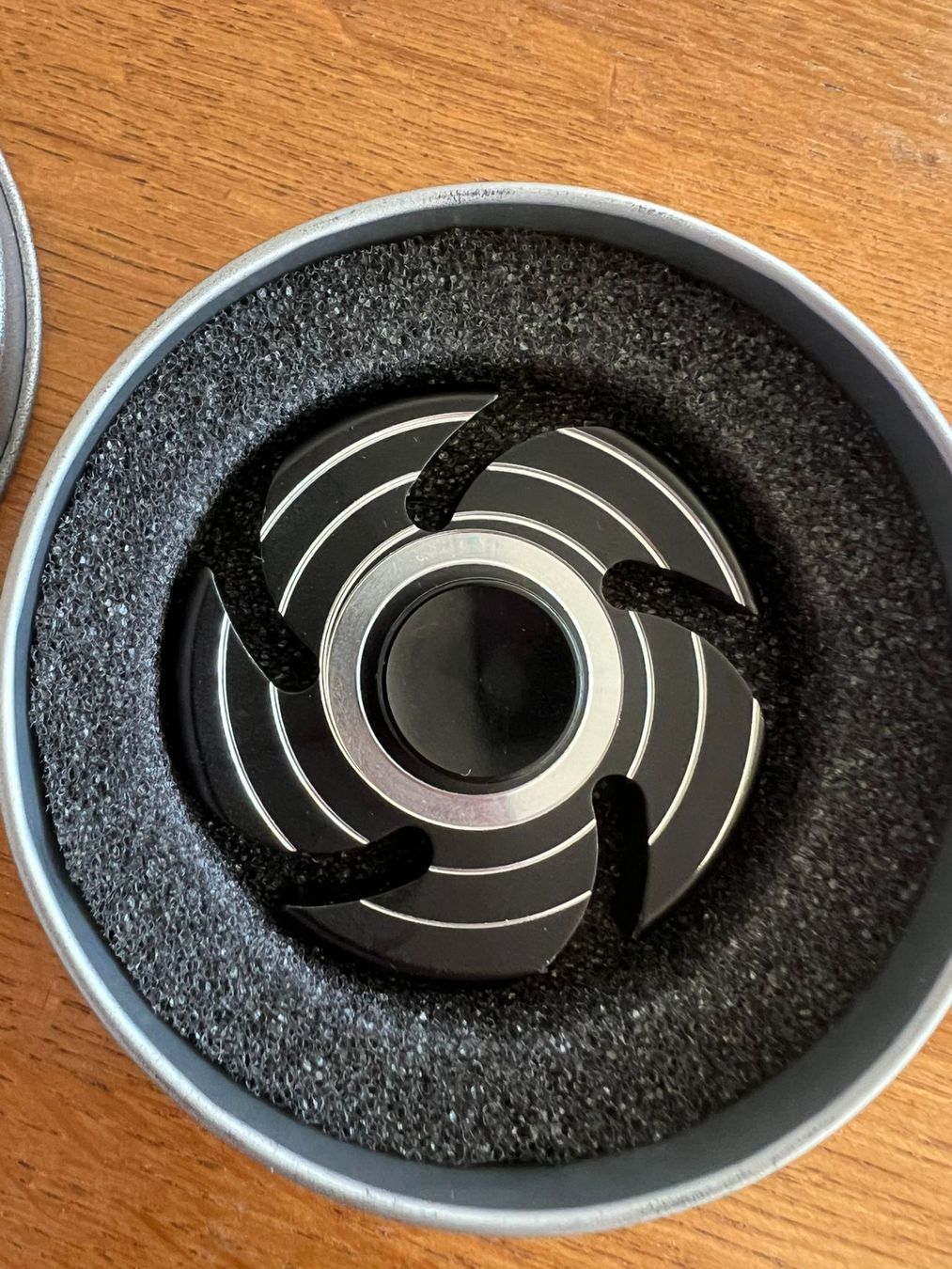 Giocattoli: Fidget Spinner rund – Nuovo (secondo la descrizione) da Hettlingen venduto da lou_c27x