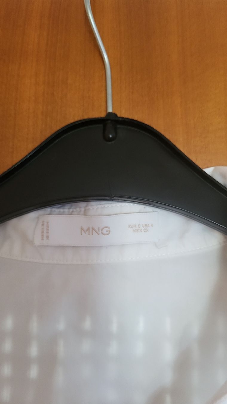 Mango Blusen: Weisse Bluse von Mango – Gebraucht aus Muttenz von Igma 2