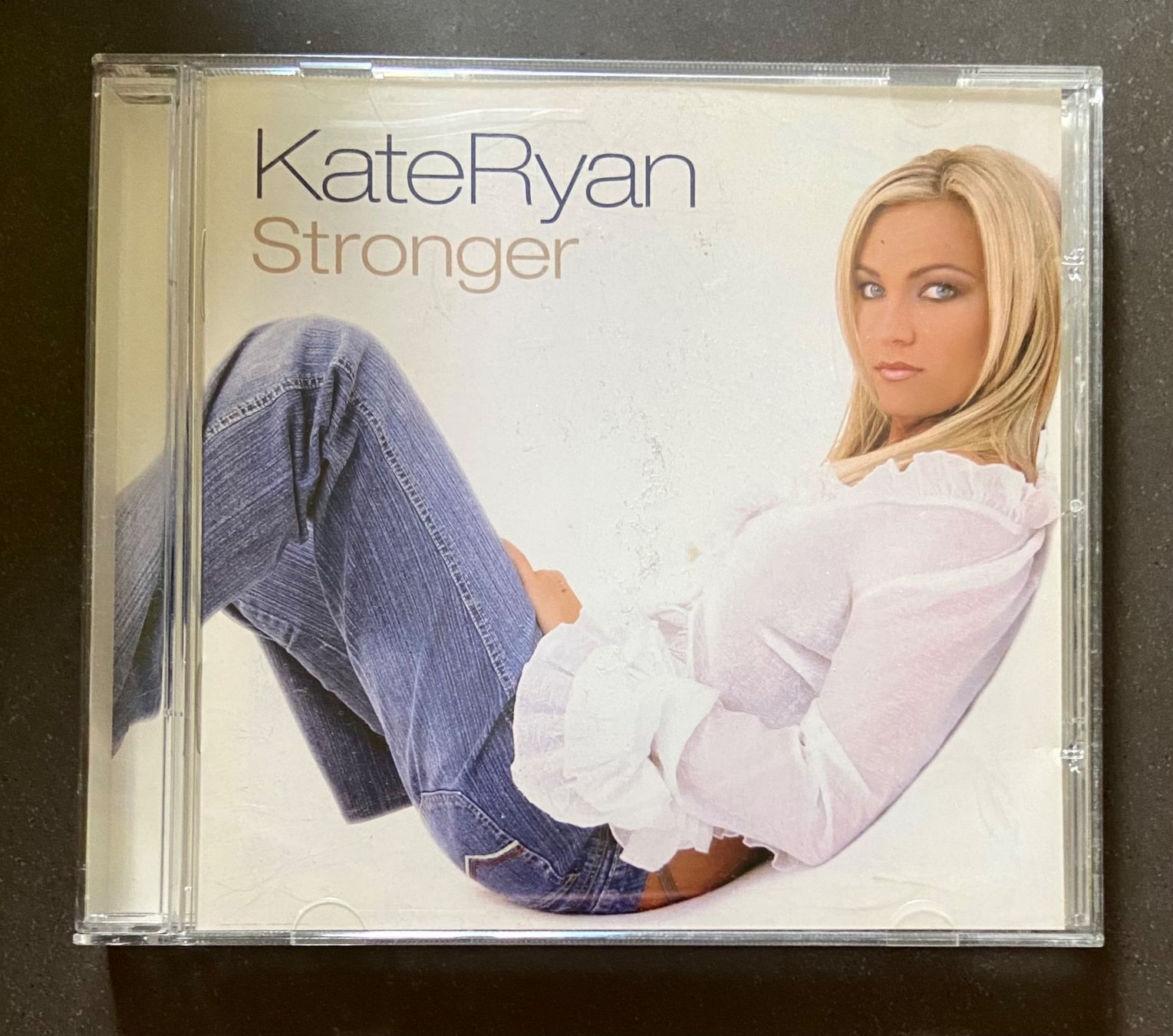 CDs: Kate Ryan - Stronger CD – D'occasion à Luzern par Lycka