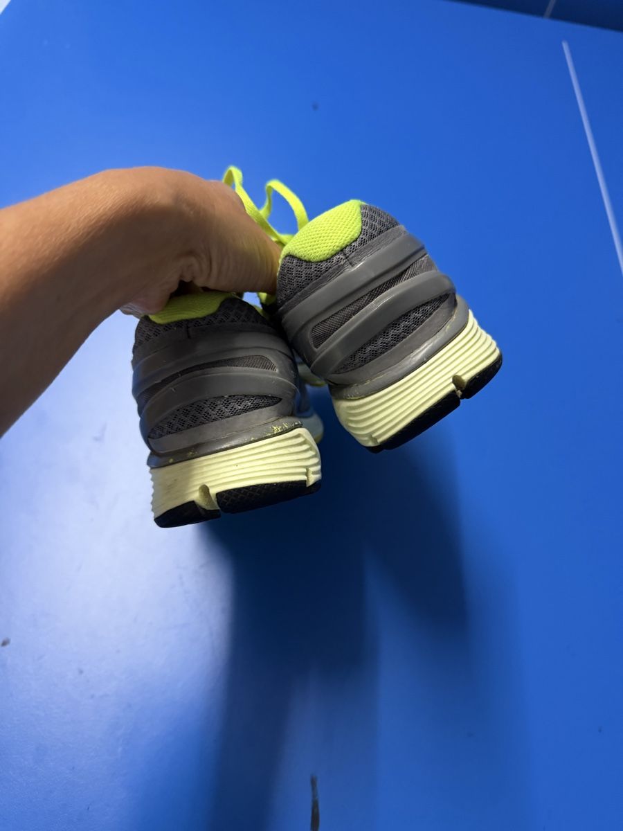 Nike Scarpe da uomo: Nike Running Shoes - Size:36 Good Condition! – Usato da Herrliberg venduto da Tubalp 3