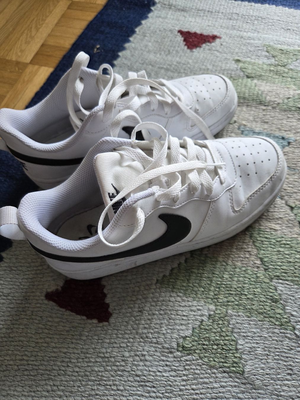 Nike Scarpe da uomo: Nike, Grösse 37.5, Top Zustand! – Usato da Ittigen venduto da vbe_qkc2