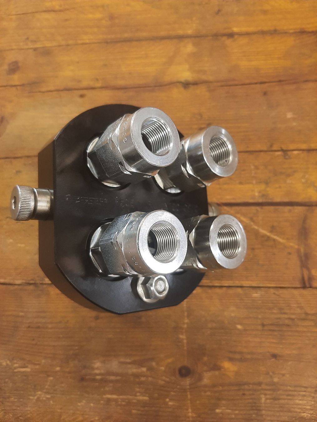Trattori: Fester P506 Stecker IG 4x3/8 BSP – Nuovo (secondo la descrizione) da Eschlikon TG venduto da Freitech.2015