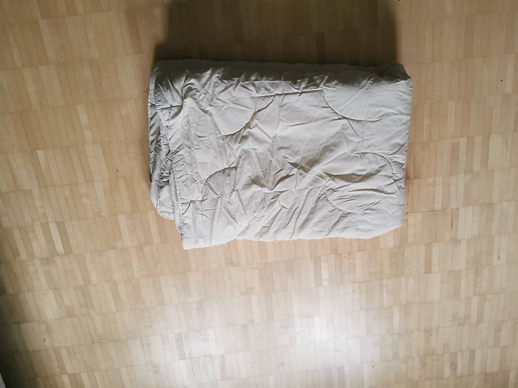 Coperte: Bettdecke 140×200 cm – Usato da Lenzburg venduto da kgei 1