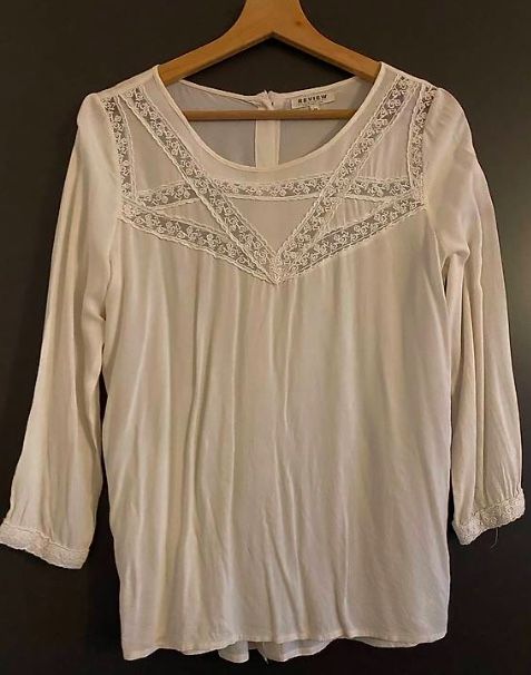 Chemisiers: Review Bluse mit Spitze, creme – D'occasion à Embrach par ale_v5qn