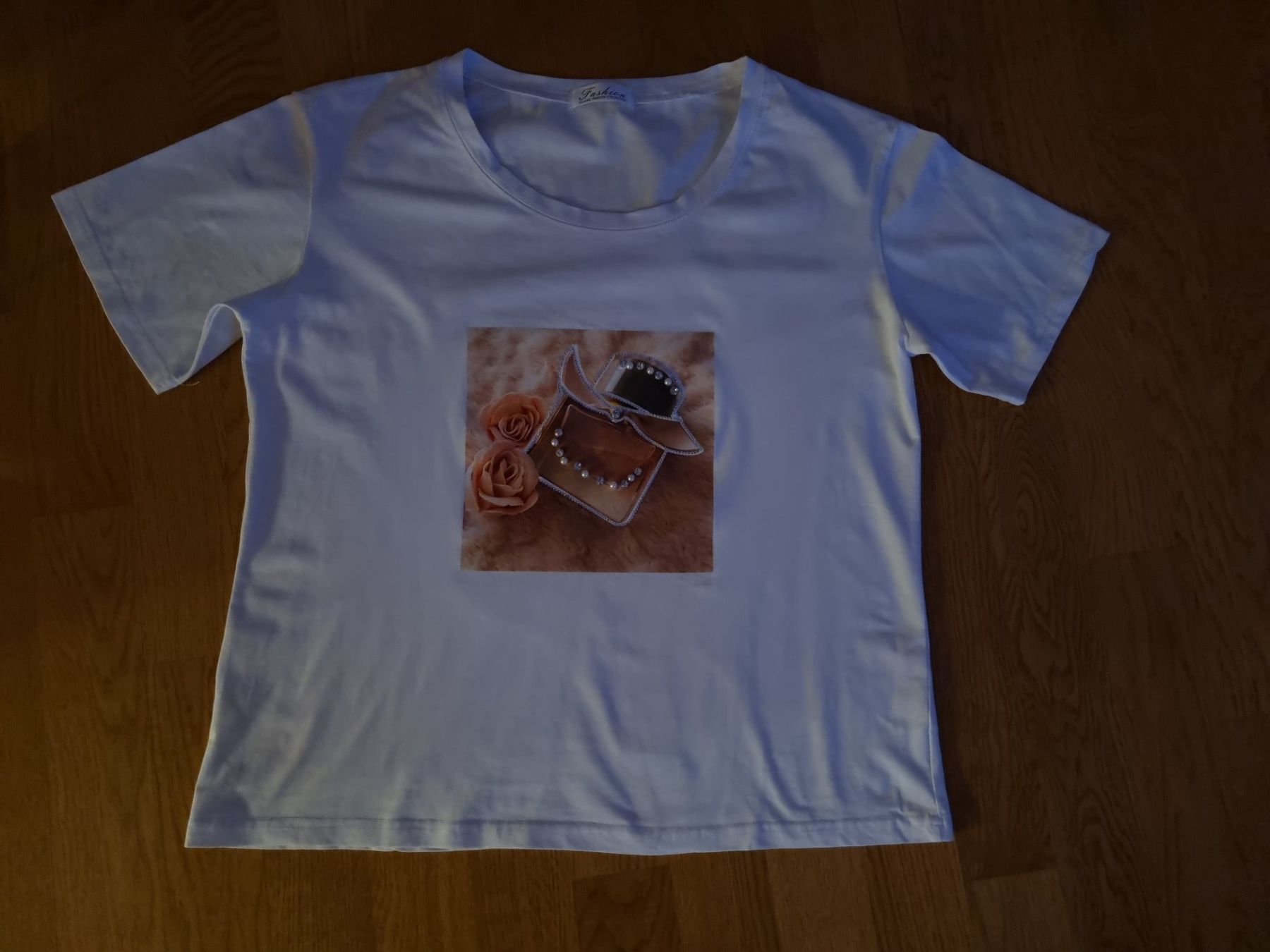 T-shirt: T-Shirt NEU Gr. M/L – Nuovo (secondo la descrizione) da Cham venduto da Moikki
