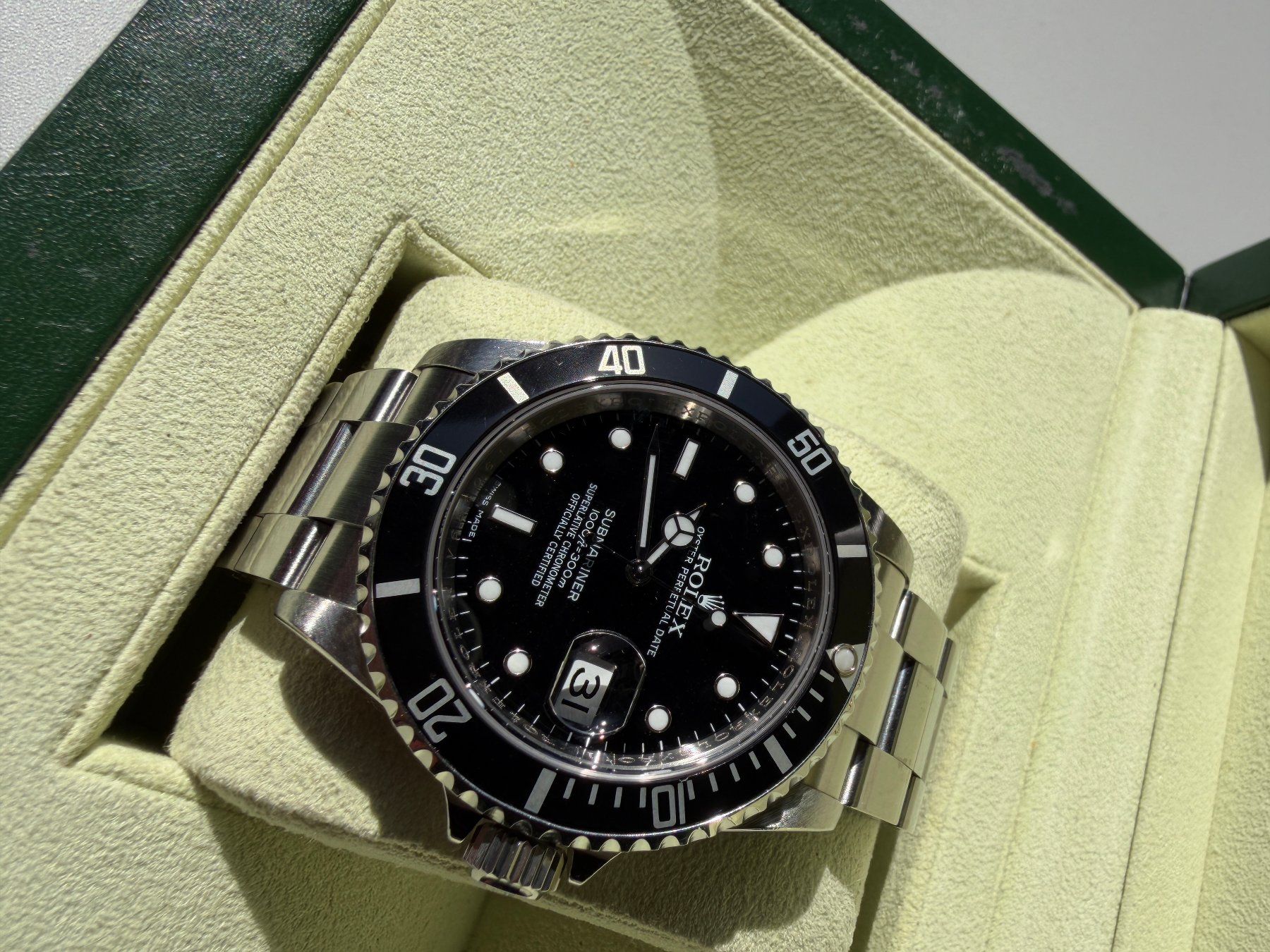 Rolex Orologi: Rolex Submariner date 40mm 2009 – Usato da Vuadens venduto da 0vomaltine 2
