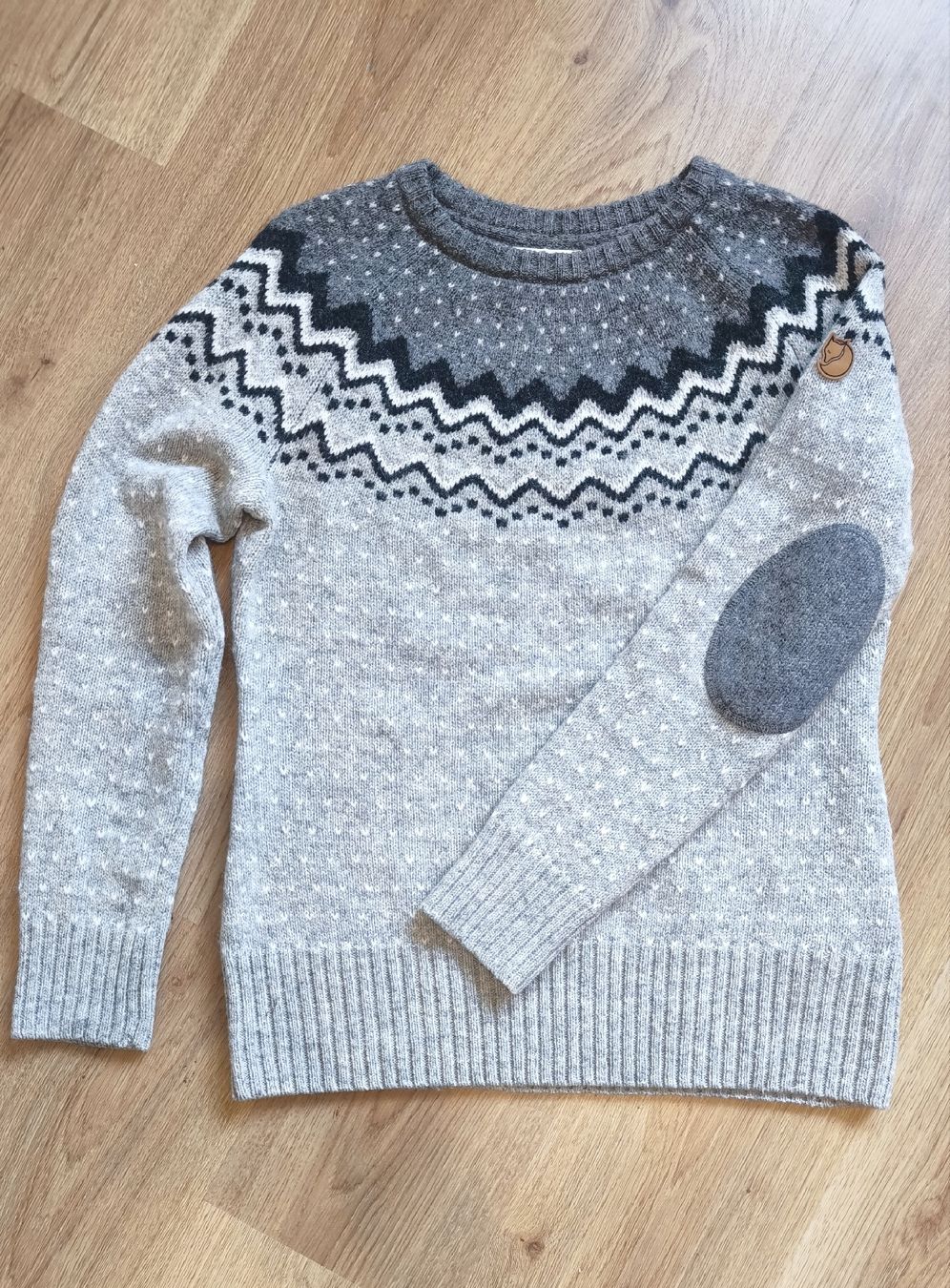 Fjällräven Pulls & Sweat-shirts: Fjällraven Wolle Pullover - M – D'occasion à Ebikon par brombomboli