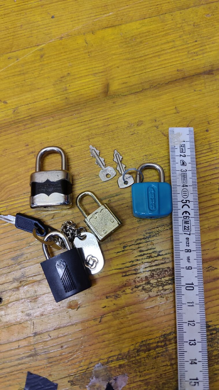 Abus Lucchetti: Vintage Vorhängeschlösser (L3) – Usato da Neuenhof venduto da SchnaeppliAllerlei 2