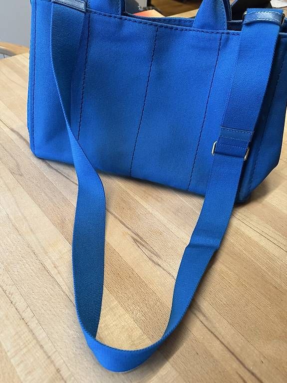 Sacs femmes: Prada Canapa Two Way Bag – D'occasion à Triesenberg par gana06 1