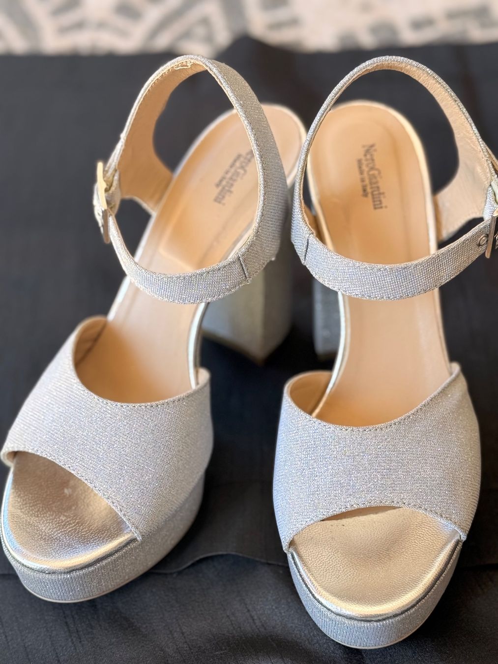 Scarpe da donna: Sandali Nero Giardini 💫 – Nuovo (secondo la descrizione) da Bellinzona venduto da bul_mvy5 9