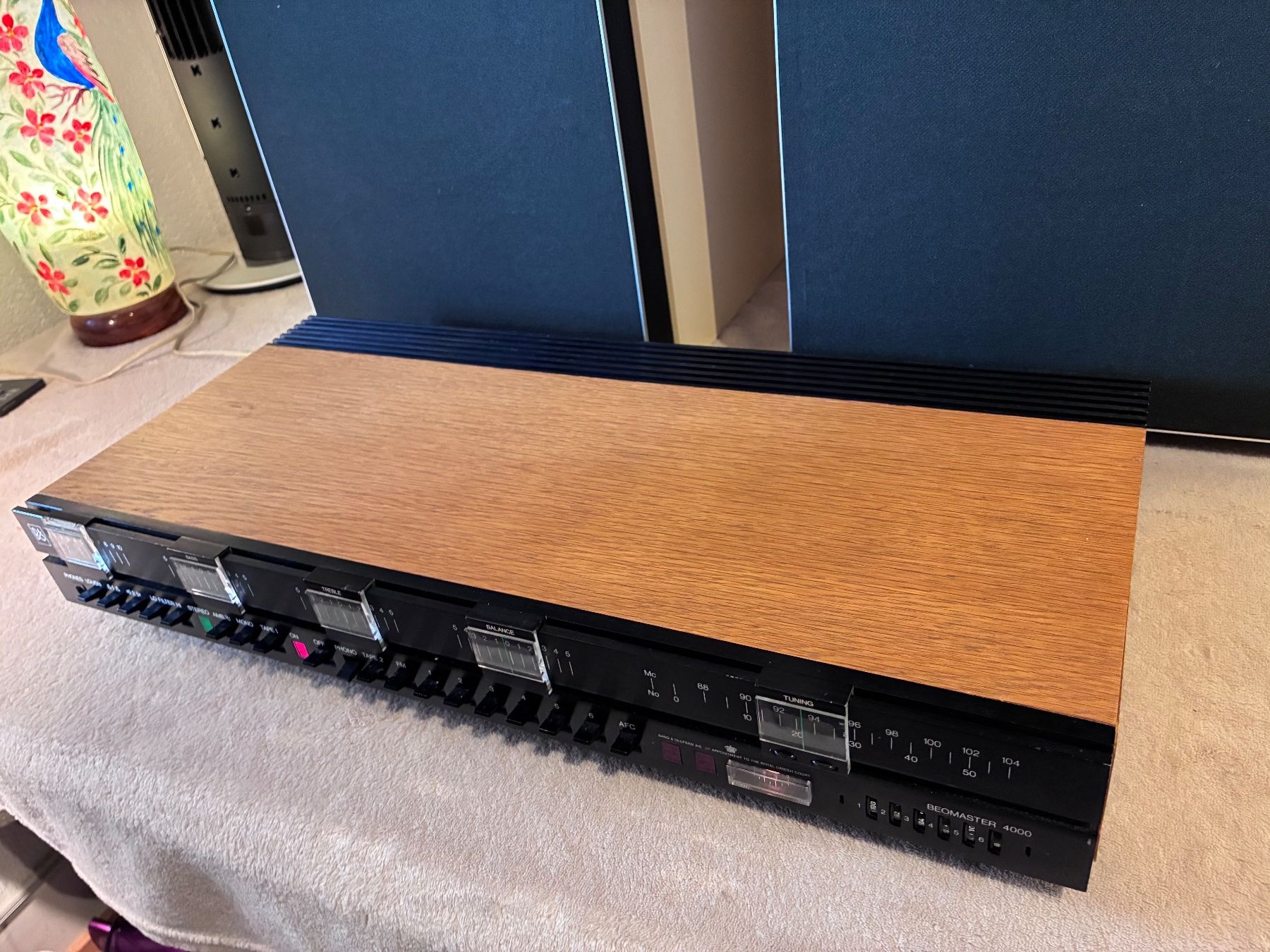 Bang & Olufsen Amplificatori: B&O Beomaster 4000 sinto-amplifier , year 1974 – Usato da Zürich venduto da HiFiAtelier 2