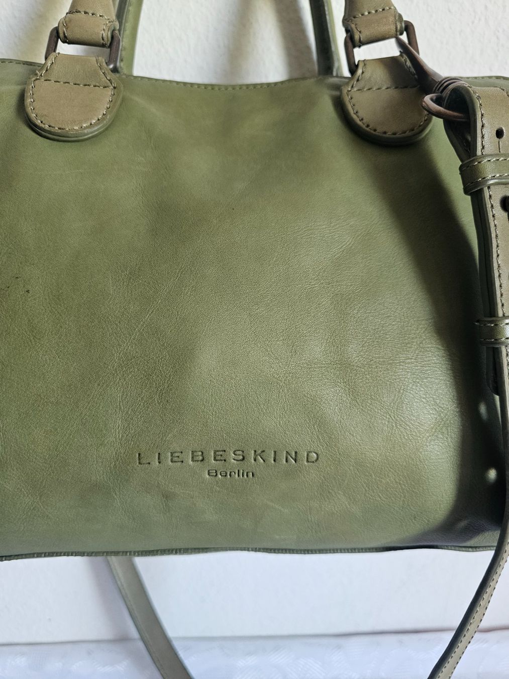 Liebeskind Borse da donna: *LIEBESKIND * Umhängetasche oder Handtasche Leder – Usato da Bronschhofen venduto da Xena37 5
