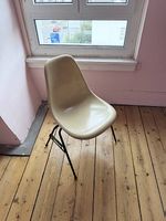 Eames Side Chair Fiberglass