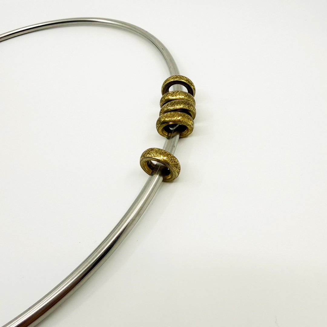 Giocattoli: Gyro Ring - Schwirr Ring - Chatter Ring - Jitter Ring – Usato da Schönenbuch venduto da rote-tomate 1
